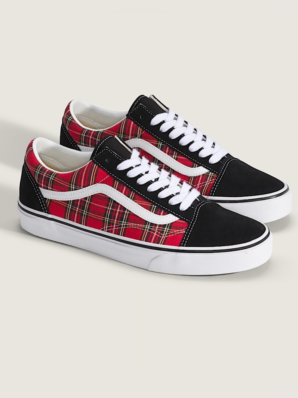 Vans Old Skool Shoe Plaid Red
Women 9.0 US
